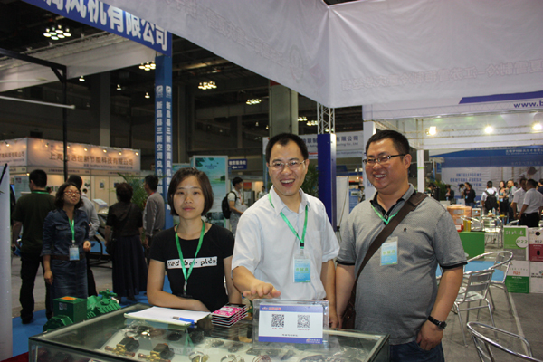 東西合作攜手共進(jìn) 雪梅夏雪共創(chuàng)輝煌 東西合作攜手共進(jìn) 雪梅夏雪共創(chuàng)輝煌